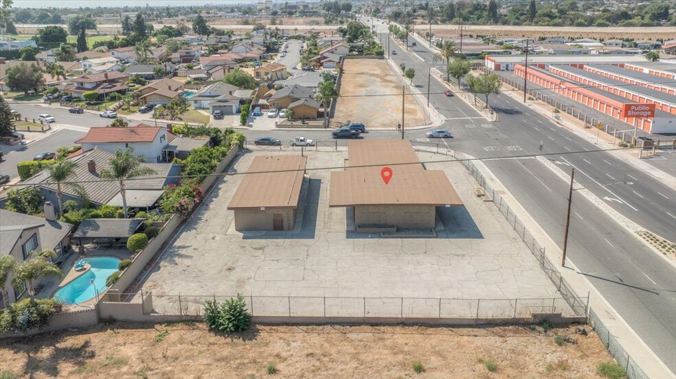 8554 Beverly Blvd, Pico Rivera, CA for sale - Primary Photo - Image 1 of 1