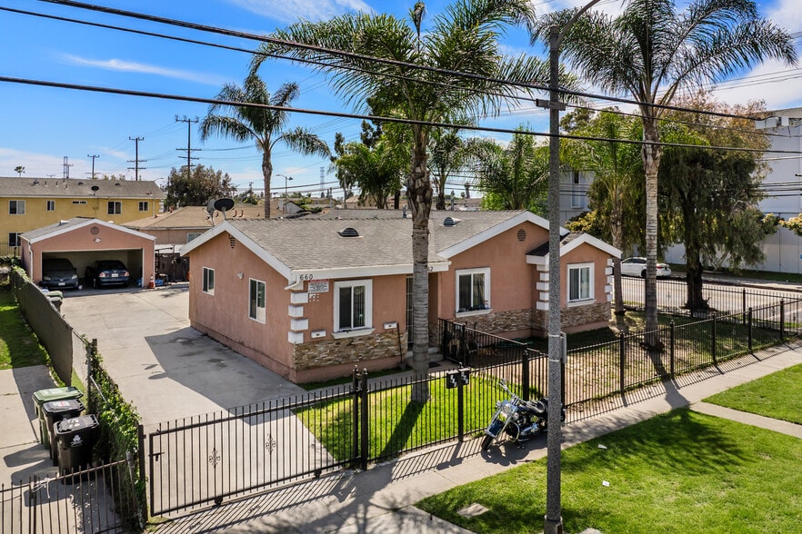 660 W 94th St, Los Angeles, CA à vendre - Photo principale - Image 1 de 14