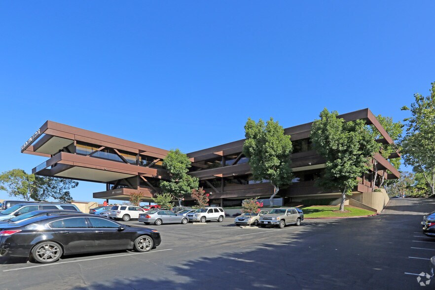 445 Marine View Ave, Del Mar, CA à louer - Photo du bâtiment - Image 1 de 12