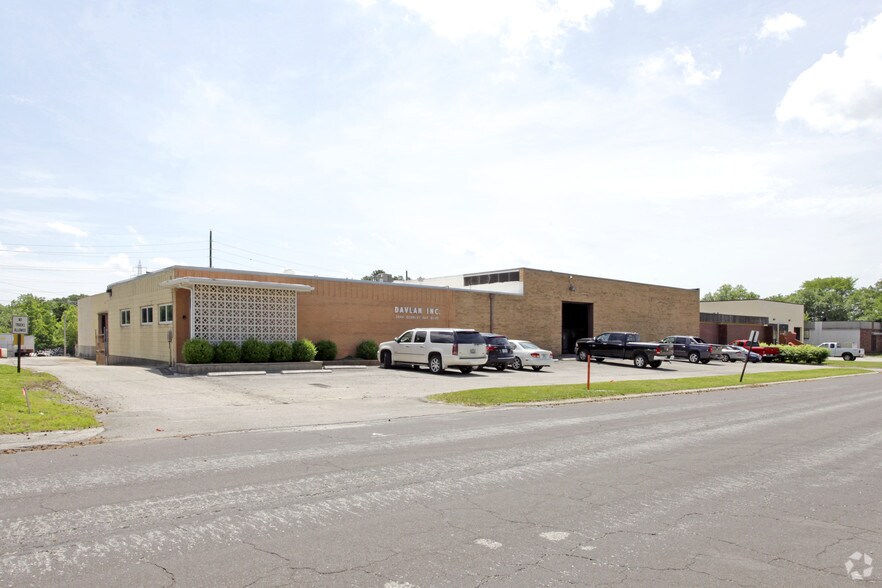 3644-3656 Scarlet Oak Blvd, Kirkwood, MO for lease - Building Photo - Image 1 of 6