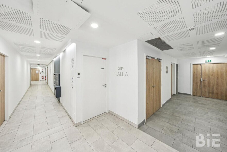 16-18 Rue Boileau, Bordeaux à louer - Hall d’entrée - Image 2 de 14