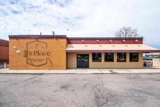 More details for 2340 S Chambers Rd, Aurora, CO - Retail for Sale