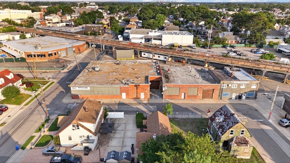 145 E Mineola Ave, Valley Stream, NY for lease - Building Photo - Image 2 of 12