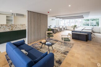 Plus de détails pour 74-76 St John St, Londres - Bureau à louer