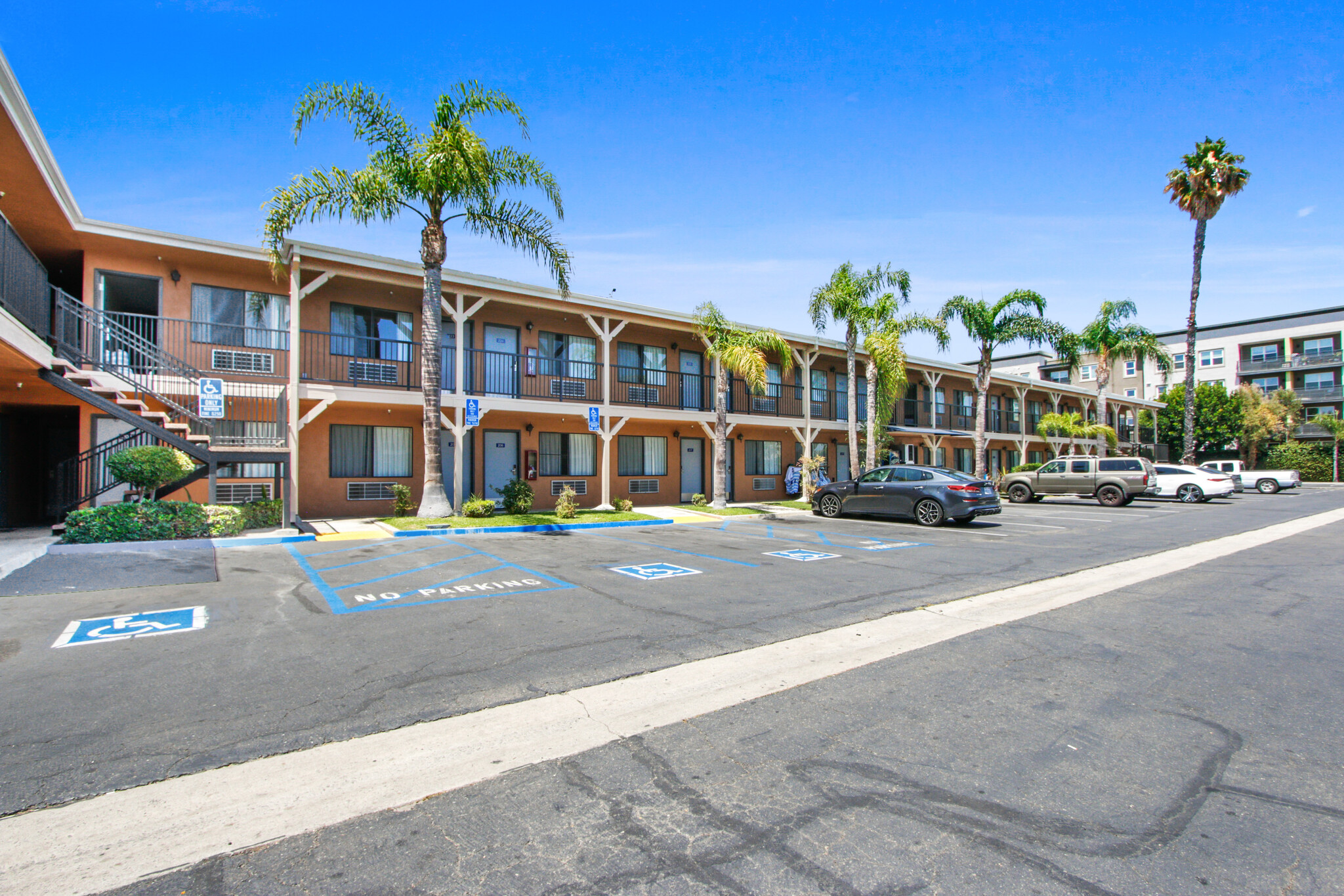 1501-1505 N Harbor Blvd, Santa Ana, CA for sale Building Photo- Image 1 of 1