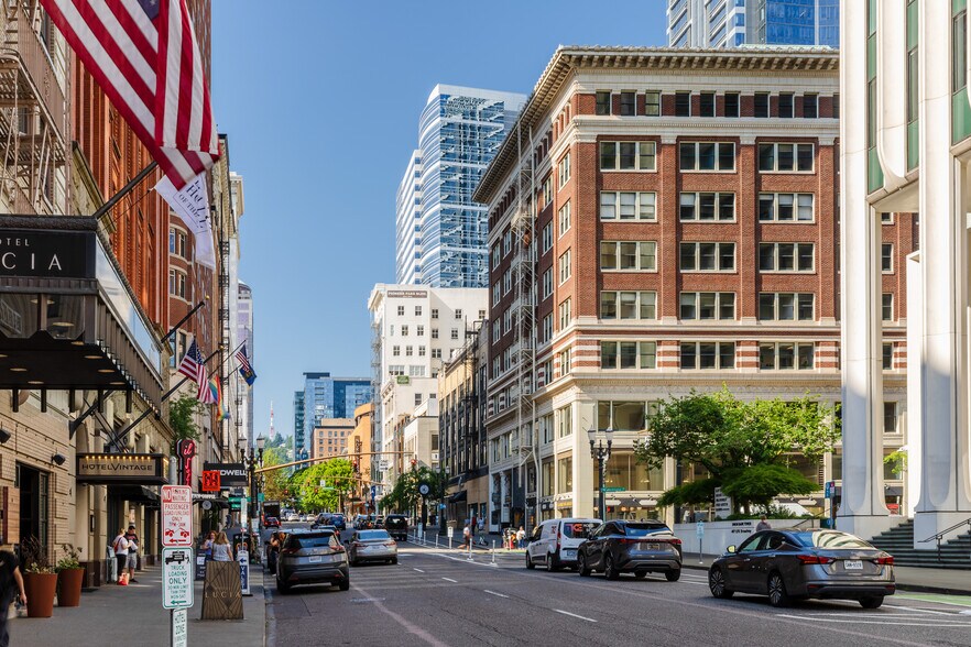 720 SW Washington St, Portland, OR à vendre - Photo du bâtiment - Image 2 de 15