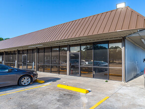 210 W University Dr, McKinney, TX for lease Building Photo- Image 1 of 4