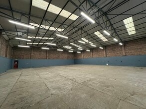 17 Scotts Rd, Paisley for lease Interior Photo- Image 1 of 1