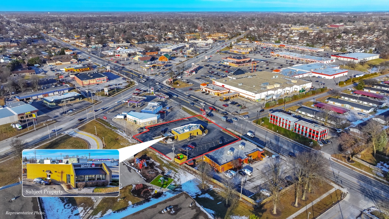2215 Maplecrest Rd, Fort Wayne, IN for sale Primary Photo- Image 1 of 6