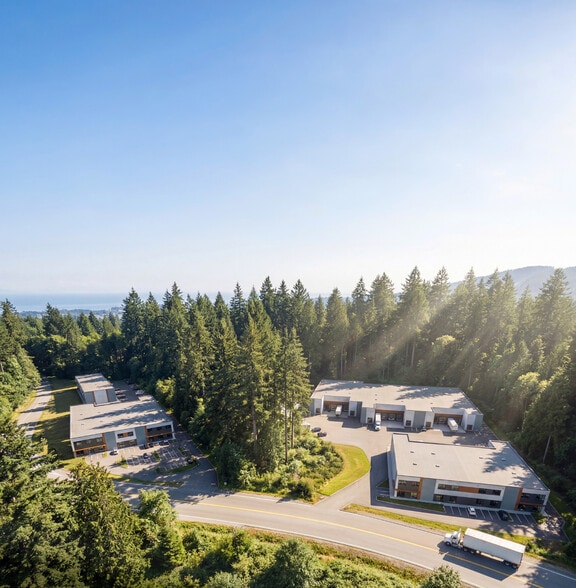 3301 Woodruff Rd, Victoria, BC for sale - Building Photo - Image 3 of 6
