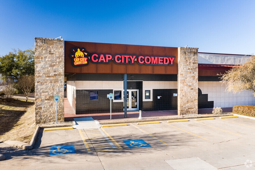 8120 Research Blvd, Austin, TX à louer - Photo du bâtiment - Image 1 de 17