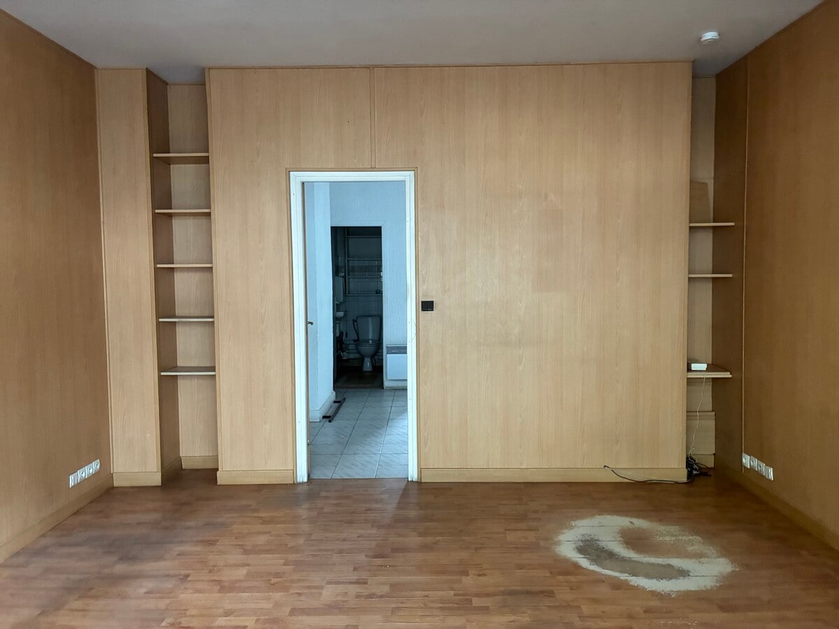 33 Rue Vitruve, Paris, PAR 75020 -  -  - Interior Photo - Image 2 of 7