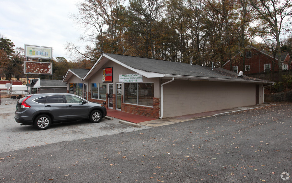 2411 Memorial Dr, Atlanta, GA for lease - Building Photo - Image 2 of 2