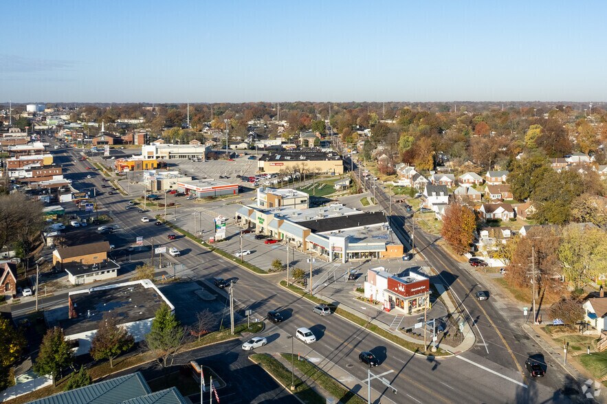 9325-9347 Gravois Rd, Affton, MO à louer - Aérien - Image 2 de 5