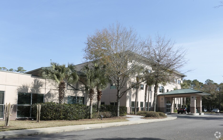 1111 Glynco Pky, Brunswick, GA à louer - Photo du bâtiment - Image 3 de 4