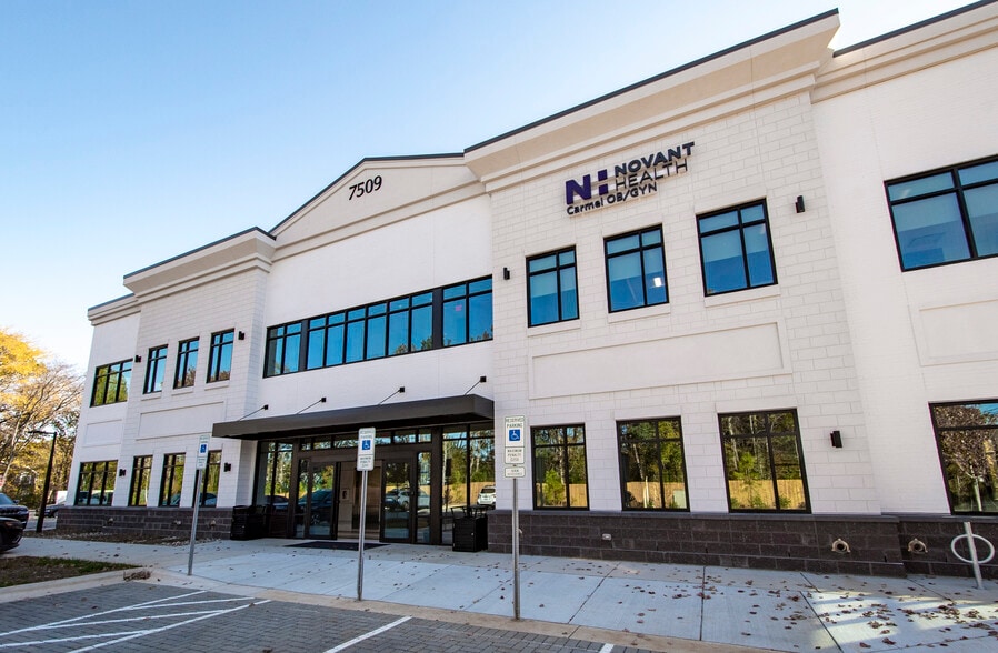 7509 Providence Rd, Charlotte, NC for lease - Building Photo - Image 3 of 6
