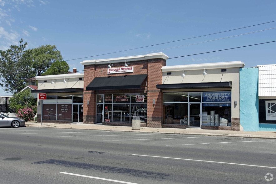 305-309 W Main St, Norman, OK for lease - Building Photo - Image 3 of 3