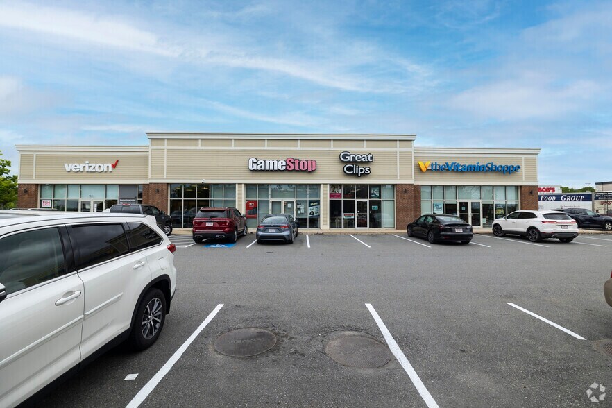 12-40 Orchard Hill Park Dr, Leominster, MA for sale - Building Photo - Image 3 of 3