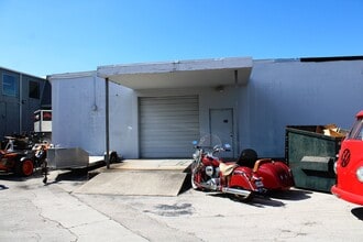 4601 Fowler St, Fort Myers, FL for lease Building Photo- Image 2 of 4