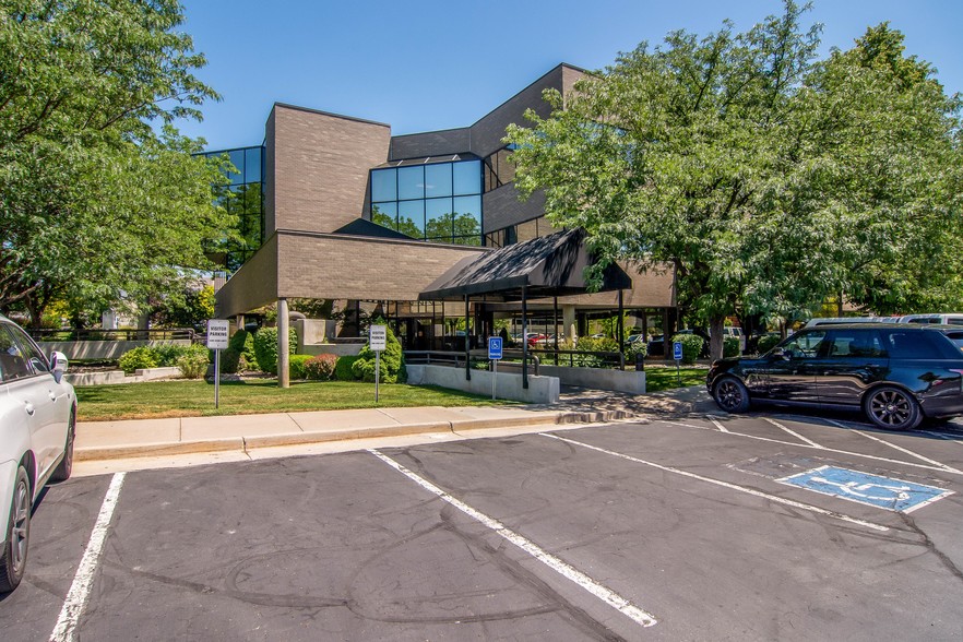 5242 S College Dr, Salt Lake City, UT for lease - Building Photo - Image 1 of 7