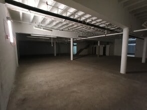 1205 NE 163rd St, North Miami Beach, FL for lease Interior Photo- Image 2 of 7