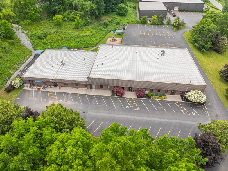 615 Fishers Run, Victor, NY for sale - Building Photo - Image 1 of 11