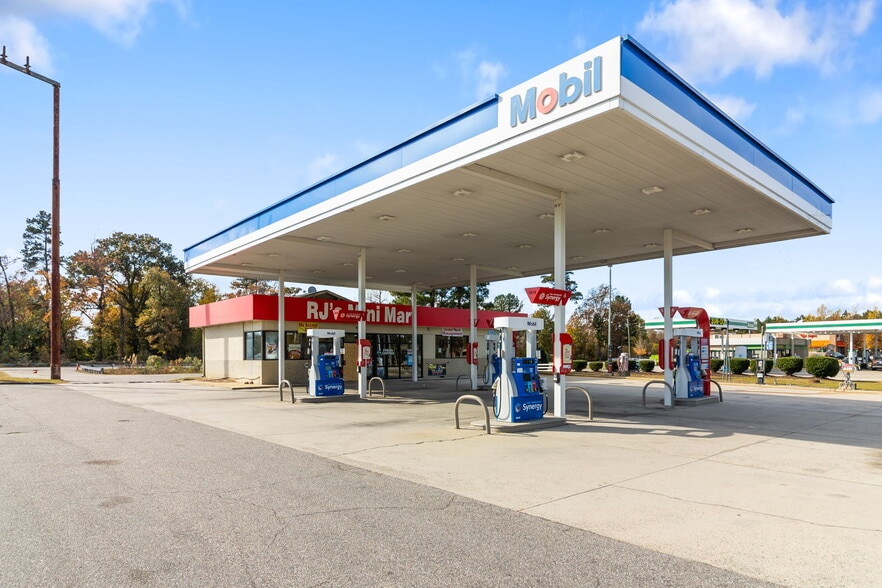 5105 N Fayetteville Rd, Lumberton, NC for sale - Building Photo - Image 3 of 17