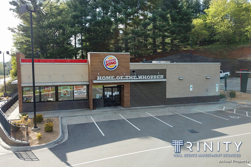 798 E Main St, Jefferson, NC for sale - Primary Photo - Image 1 of 1