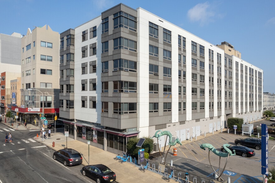 111 N 9th St, Philadelphia, PA for sale - Building Photo - Image 3 of 4