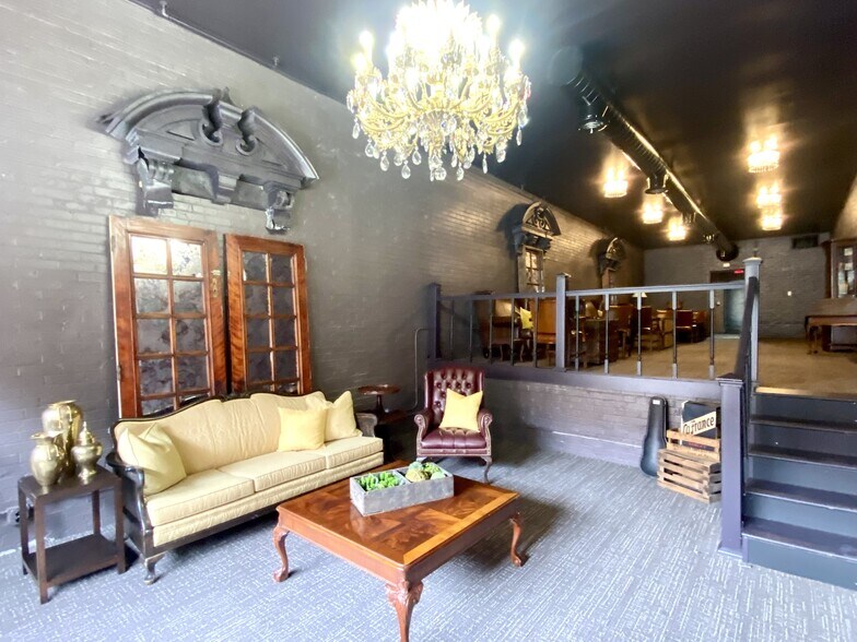 130 E Sandusky St, Findlay, OH for lease - Building Photo - Image 2 of 5