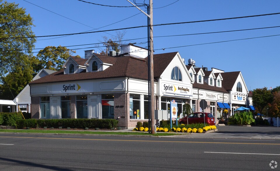 1125-1139 Post Rd, Fairfield, CT à louer - Photo du bâtiment - Image 3 de 18