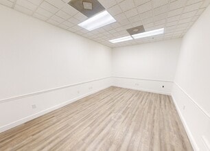 759 SW Federal Hwy, Stuart, FL for lease Matterport 3D Scan- Image 1 of 7