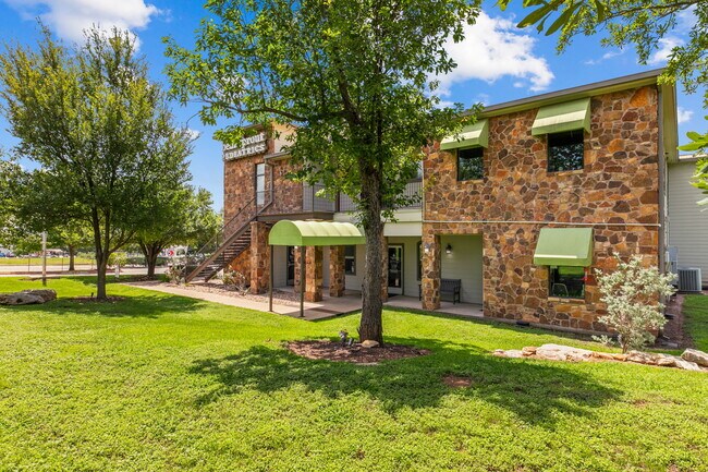 Plus de détails pour 13917 W Hwy 71, Bee Cave, TX - Bureau à vendre