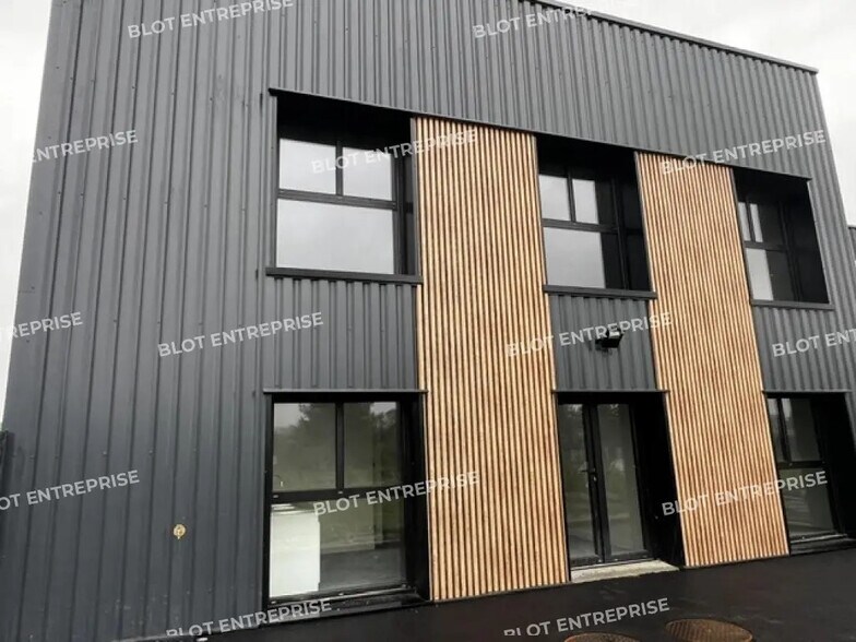 Flex dans Pleudaniel à louer - Photo du bâtiment - Image 3 de 3