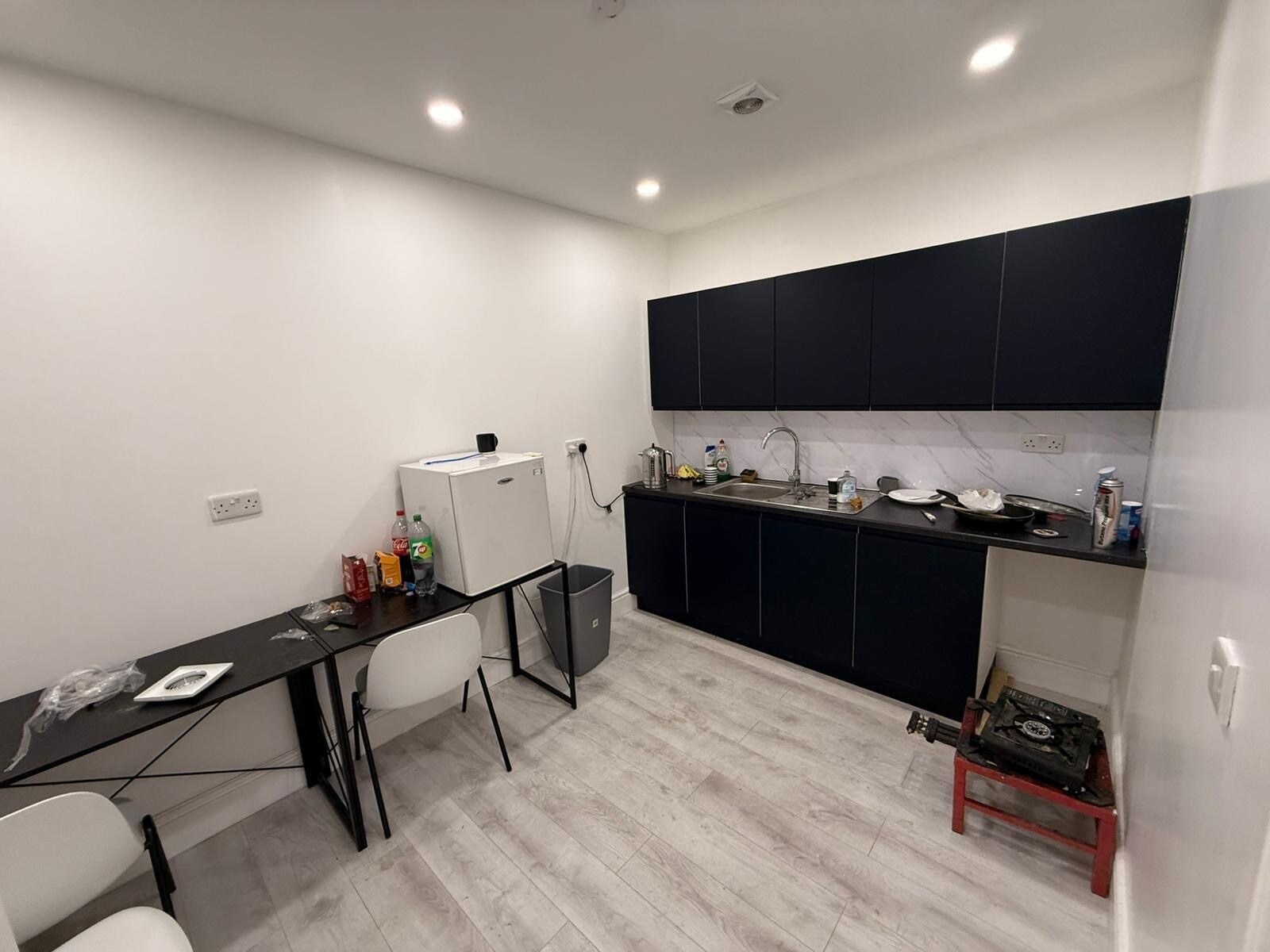 Atlantic St, Altrincham for lease Interior Photo- Image 1 of 12