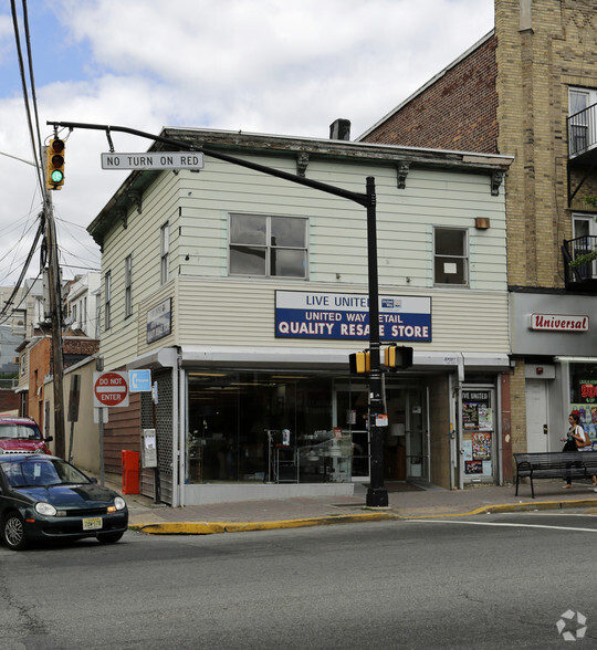 6401 Bergenline Ave, West New York, NJ à vendre - Photo principale - Image 1 de 1