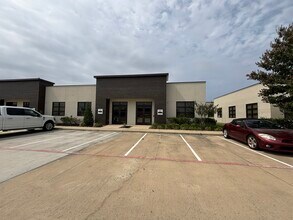 8118 Fry Rd, Cypress, TX à louer Photo intérieure- Image 1 de 30