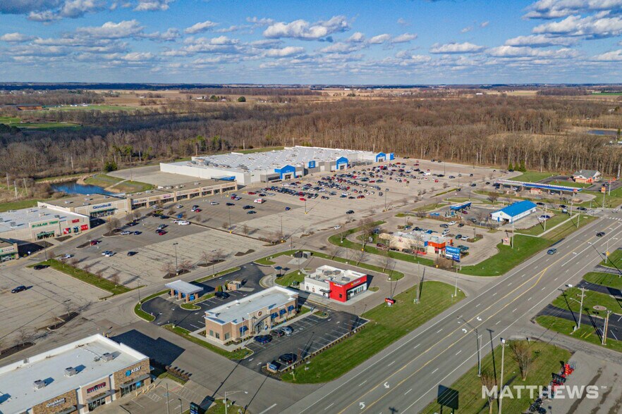 1286 E Ash Street, Piqua, OH à vendre - Photo du bâtiment - Image 2 de 3