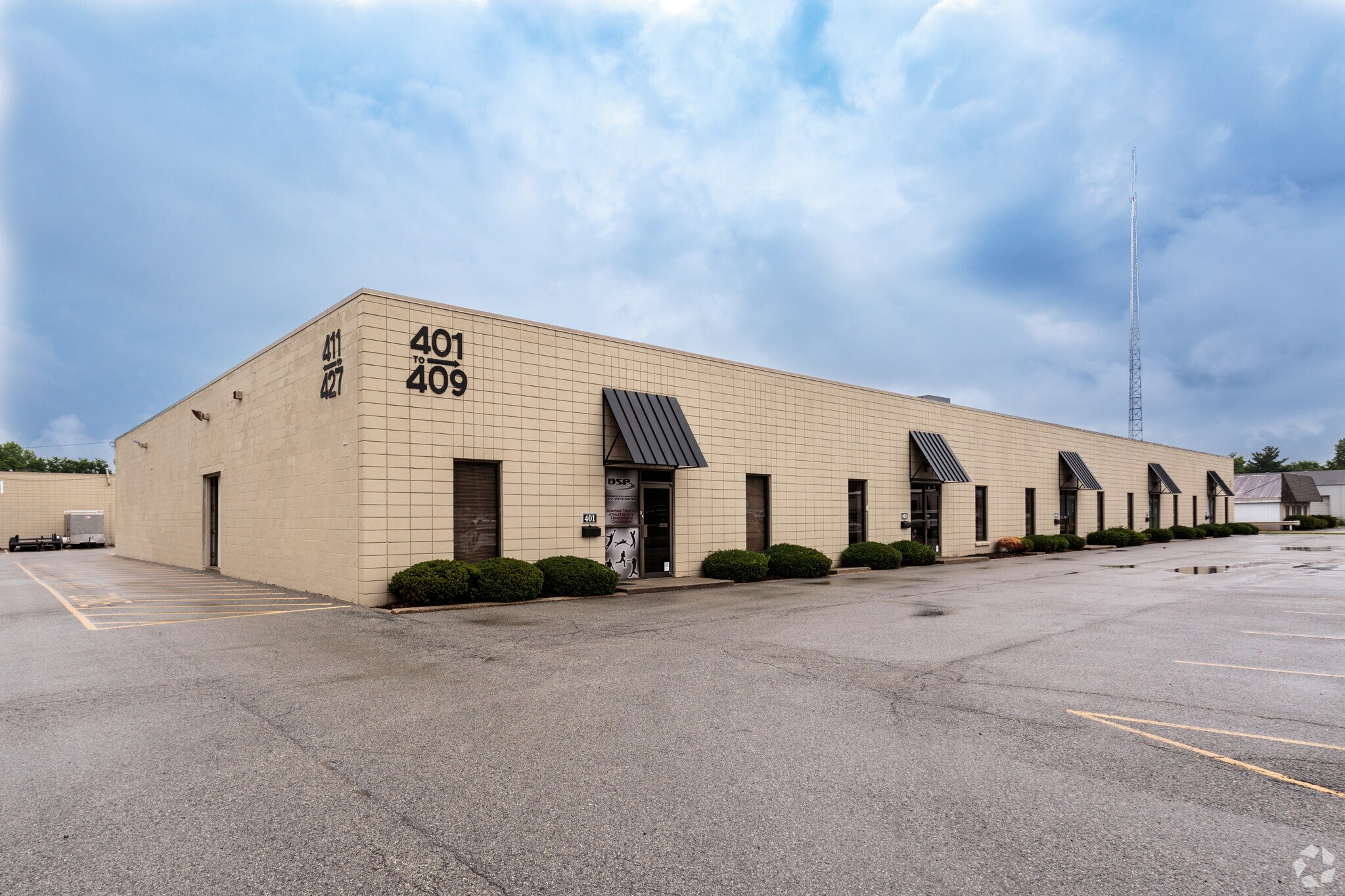 401-409 Industrial Dr, Carmel, IN à louer Photo principale- Image 1 de 7