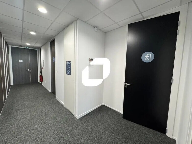 23 Rue De La Haye, Schiltigheim à louer - Photo du bâtiment - Image 2 de 24