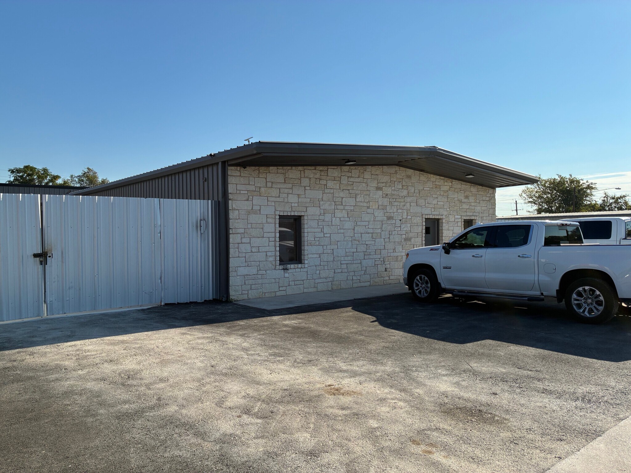 3416-3418 Andtree Blvd, Austin, TX à louer Photo du bâtiment- Image 1 de 5
