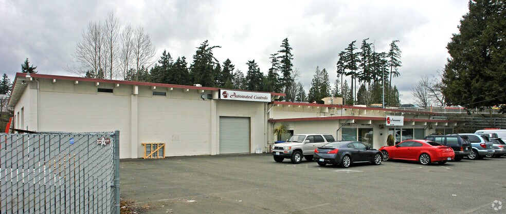11447 120th Ave NE, Kirkland, WA à louer - Photo du bâtiment - Image 1 de 3