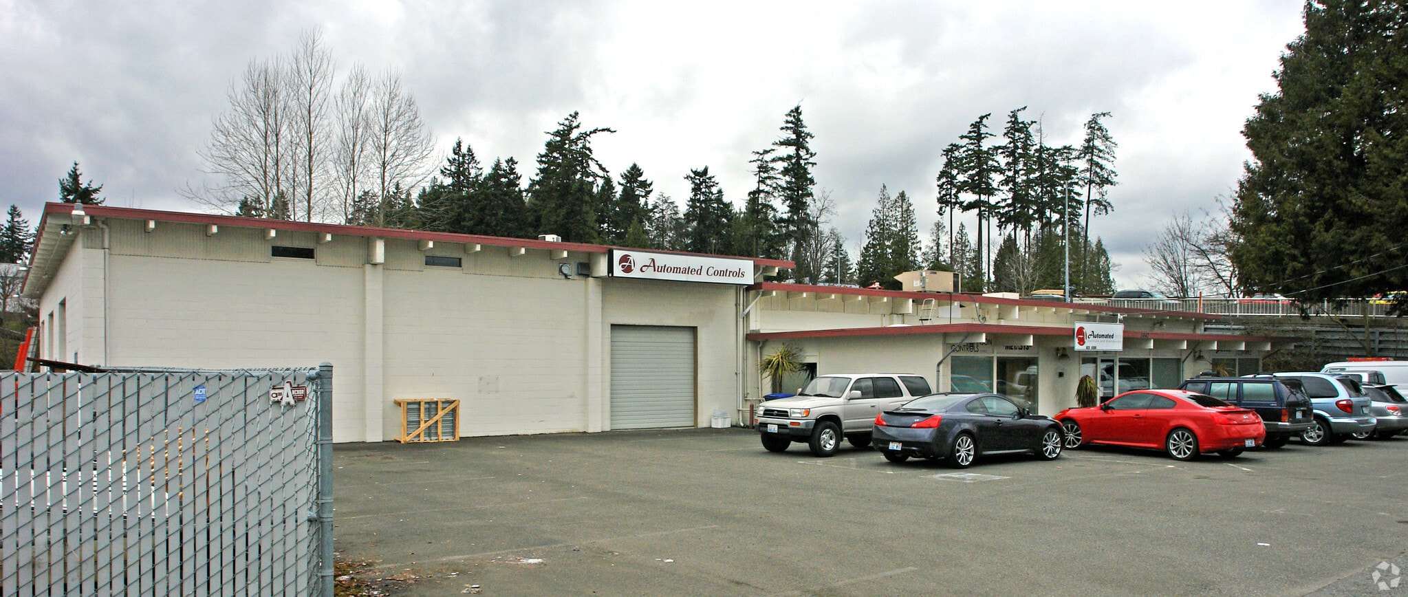 11447 120th Ave NE, Kirkland, WA for lease Building Photo- Image 1 of 4