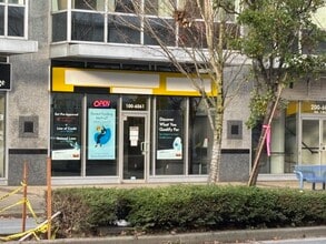 6081 No. 3 Rd, Richmond, BC à vendre Photo du bâtiment- Image 2 de 7