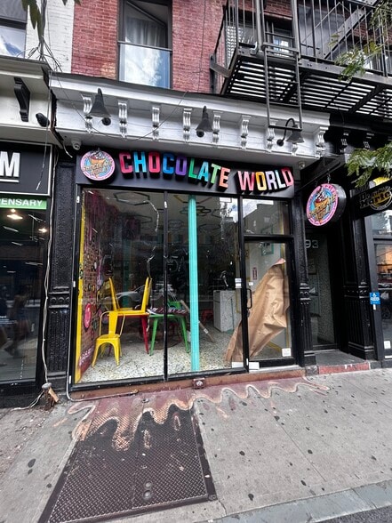 193 Bedford Ave, Brooklyn, NY for lease - Building Photo - Image 2 of 2