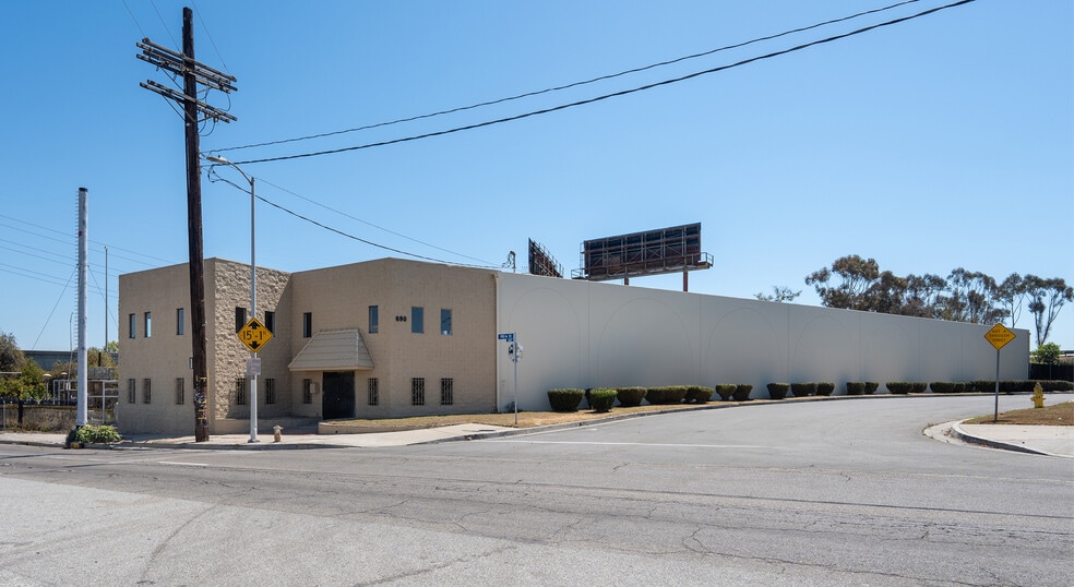 690 W 190th St, Gardena, CA for sale - Building Photo - Image 3 of 4