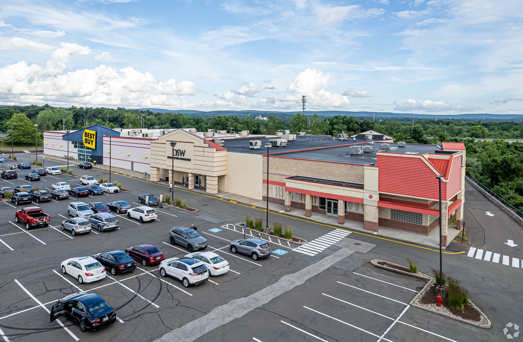 120 Slater St, Manchester, CT for lease Building Photo- Image 1 of 12