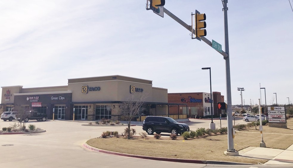 775 Grapevine Hwy, Hurst, TX for lease - Building Photo - Image 2 of 9