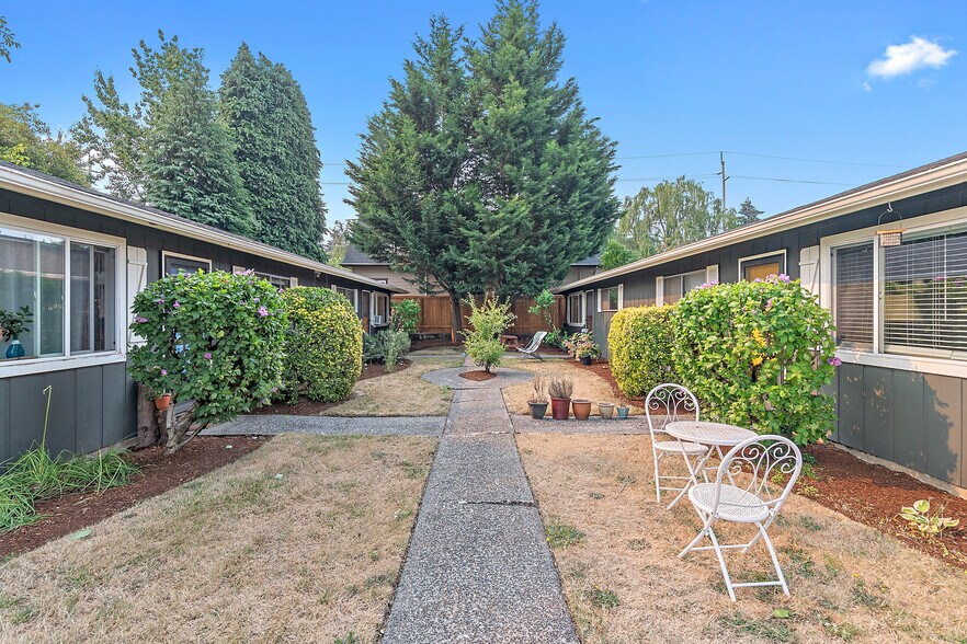 816-818 SE Nehalem St, Portland, OR à vendre - Photo du bâtiment - Image 2 de 32