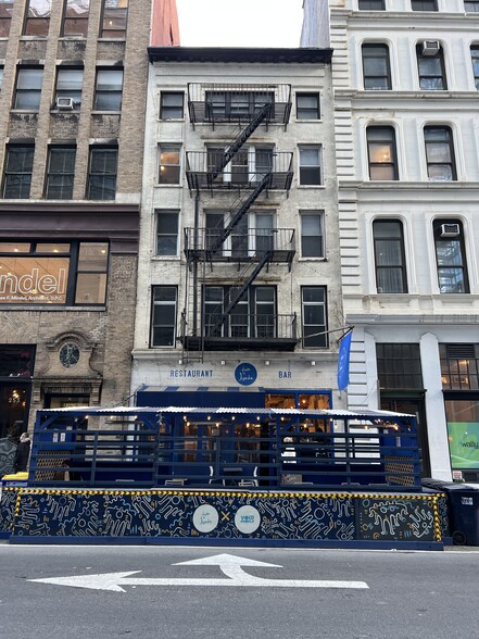 251 Church St, New York, NY for sale - Building Photo - Image 1 of 1